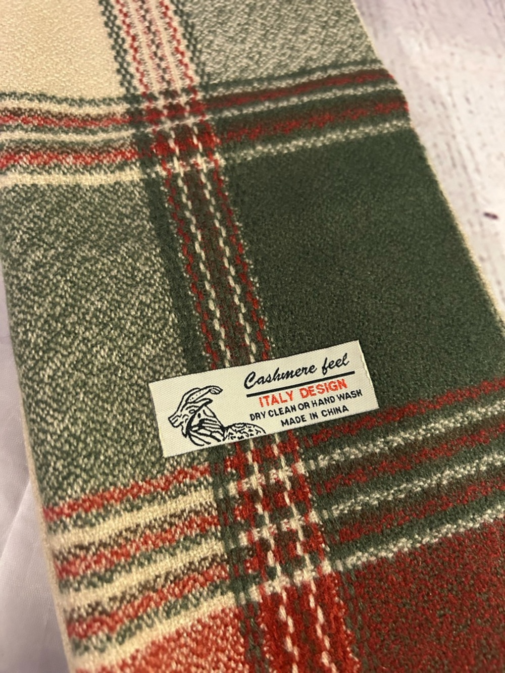 Italy design plaid scarf - Picture 2 of 4
